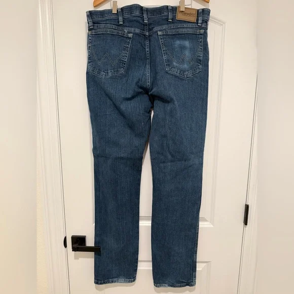 Wrangler Men's Straight Fit Denim Jeans Size 38x34 - Picture 3 of 7